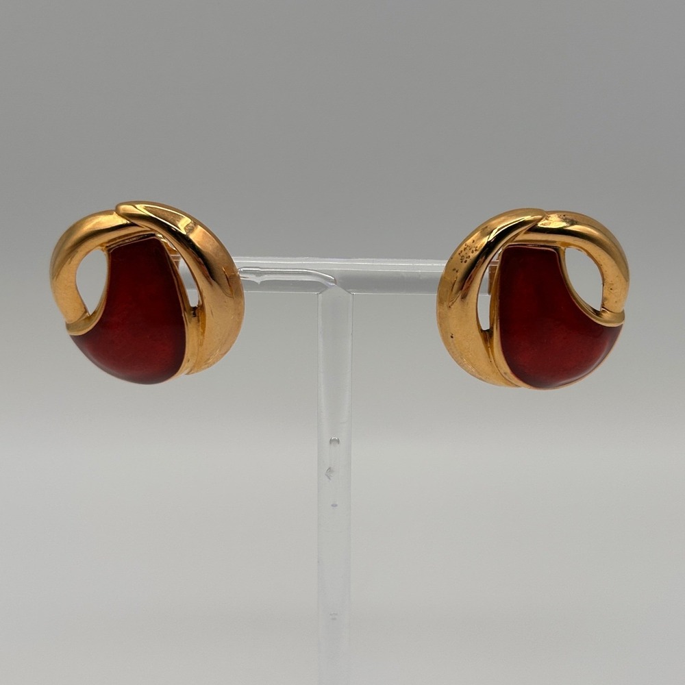 Vintage Gold Tone Red Metallic Enamel Swirl Stud Earrings Circular Post Backs 1"